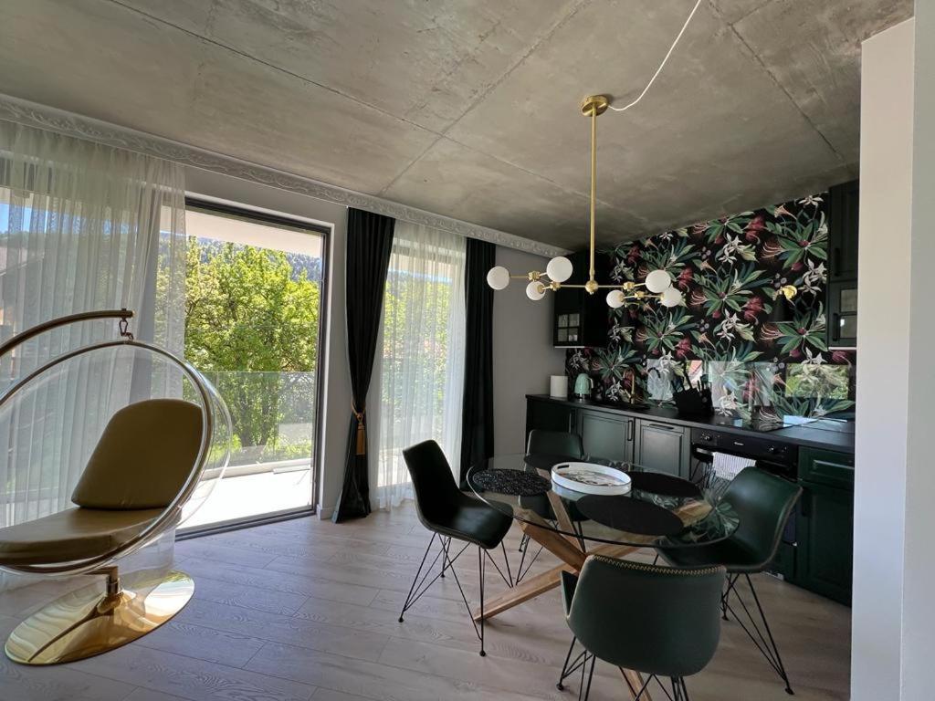 שצ'צ'ירק Apartament Sevilla Z Prywatna Sauna מראה חיצוני תמונה